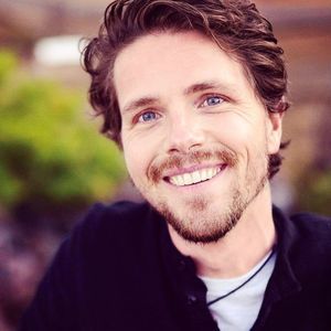 Meet your Posher, Nicholas